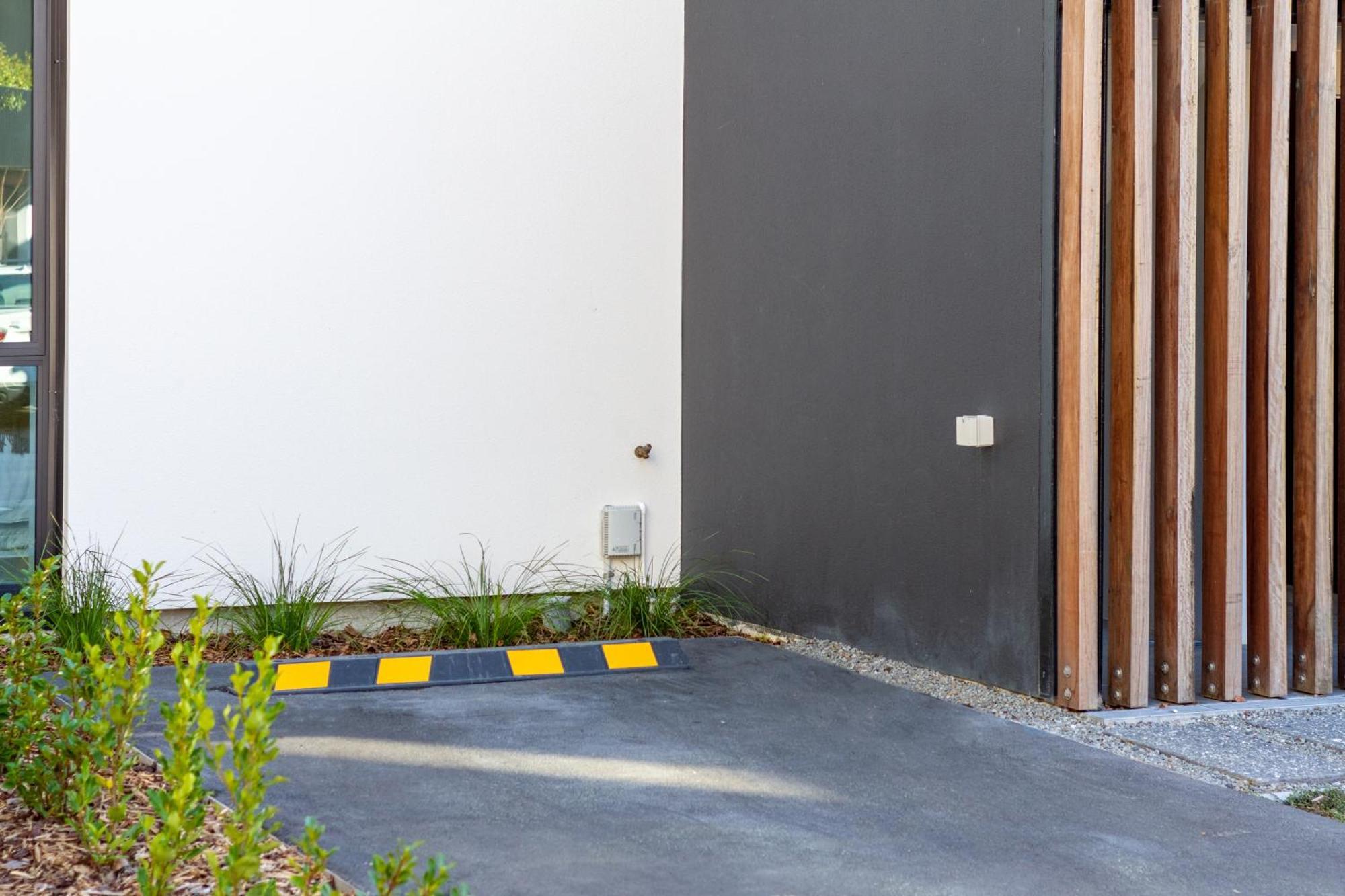 Getaway On Manchester Street - Carpark, Central كريستتشيرش المظهر الخارجي الصورة